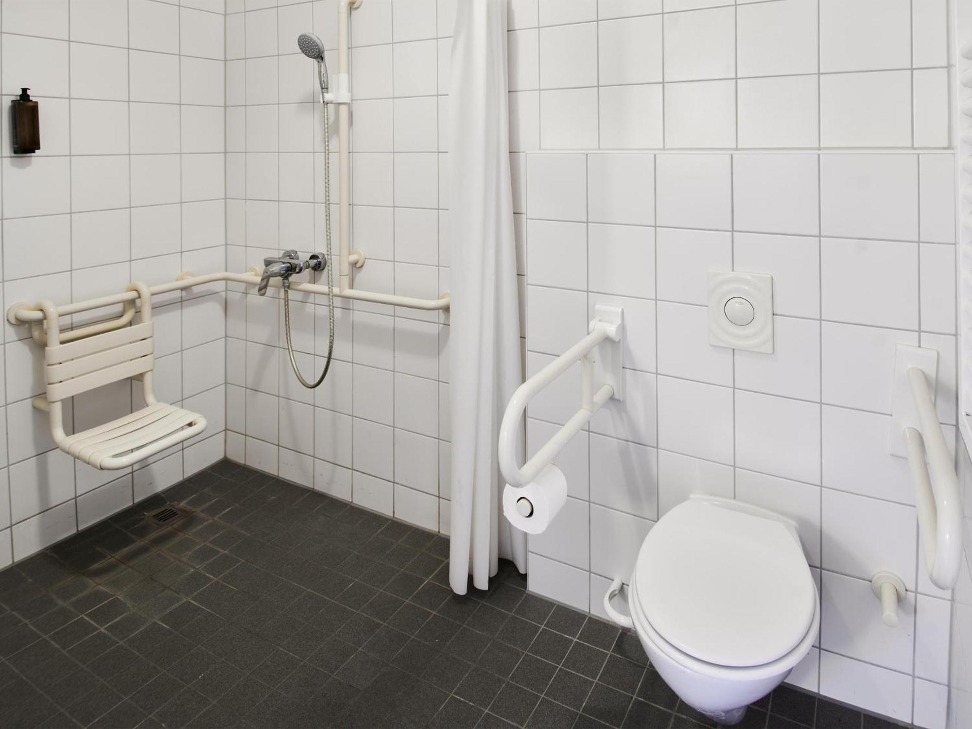 ibis budget Köln Marsdorf Exteriör bild