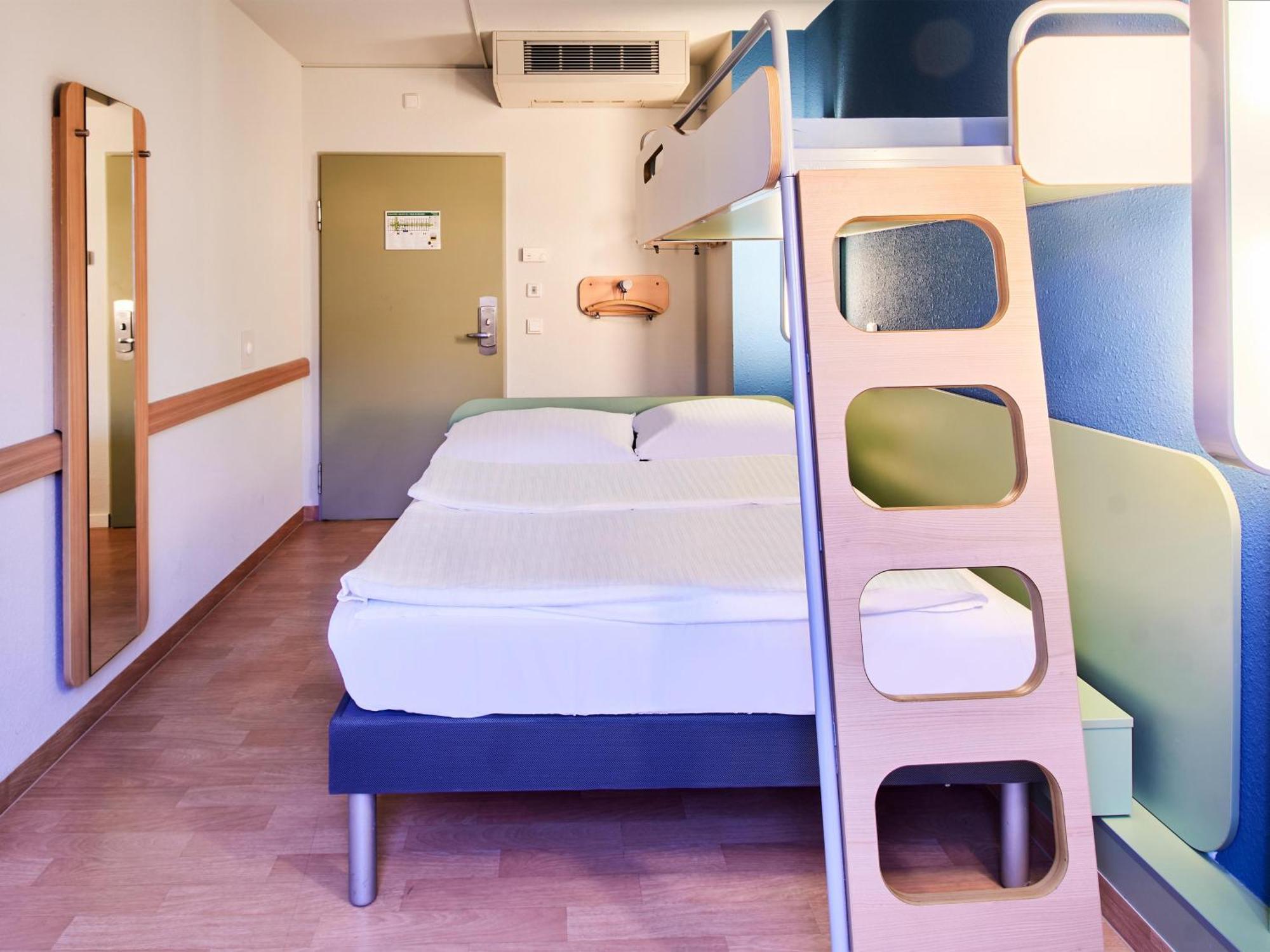 ibis budget Köln Marsdorf Exteriör bild