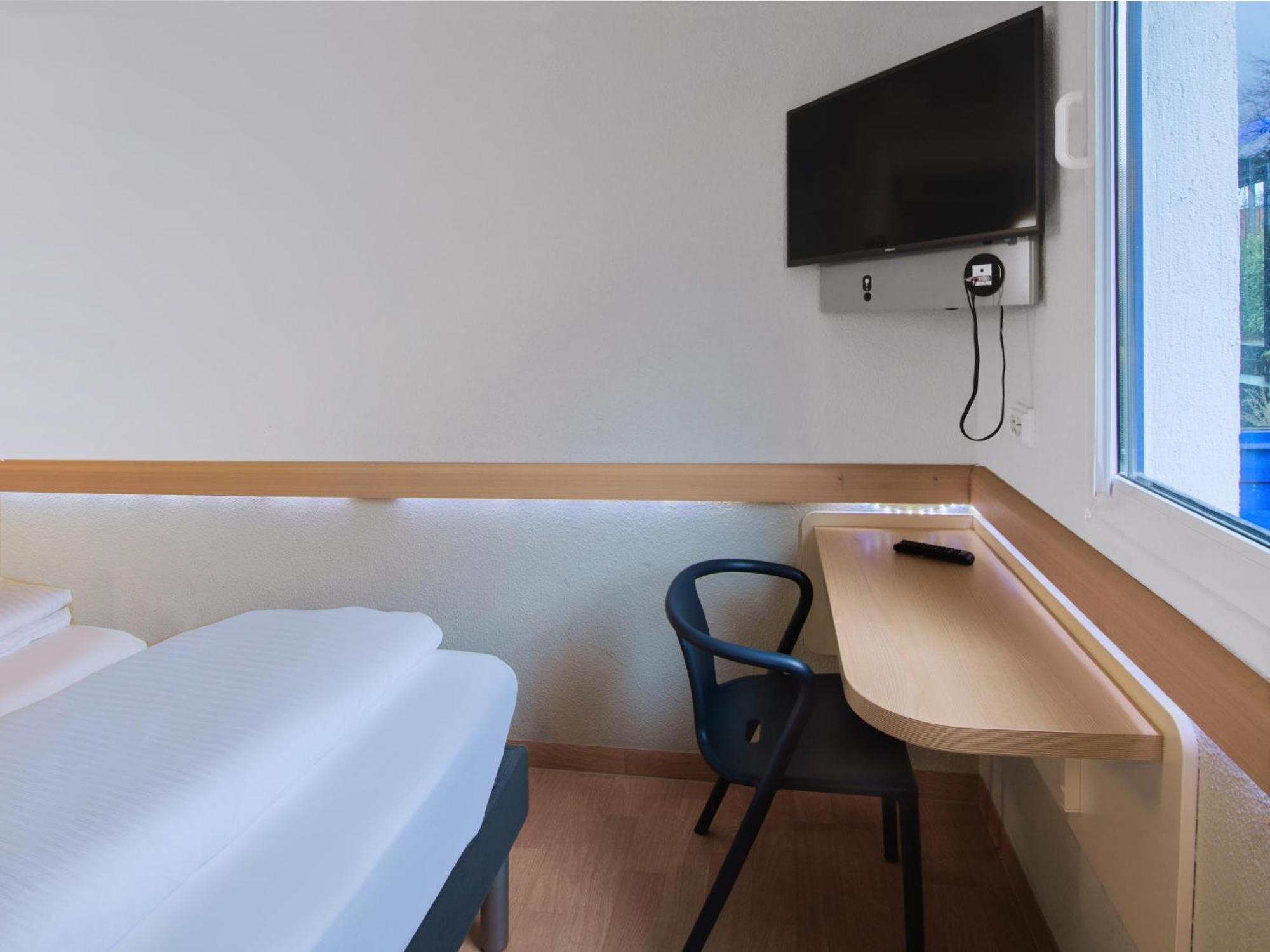 ibis budget Köln Marsdorf Exteriör bild