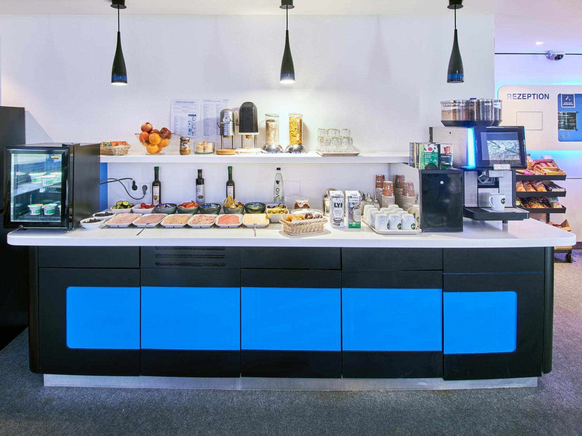 ibis budget Köln Marsdorf Exteriör bild