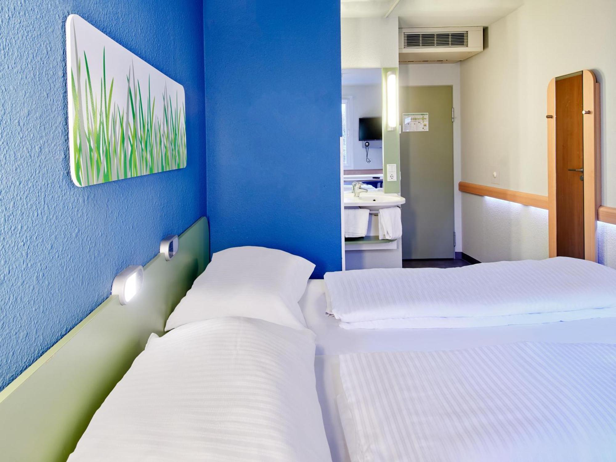 ibis budget Köln Marsdorf Exteriör bild