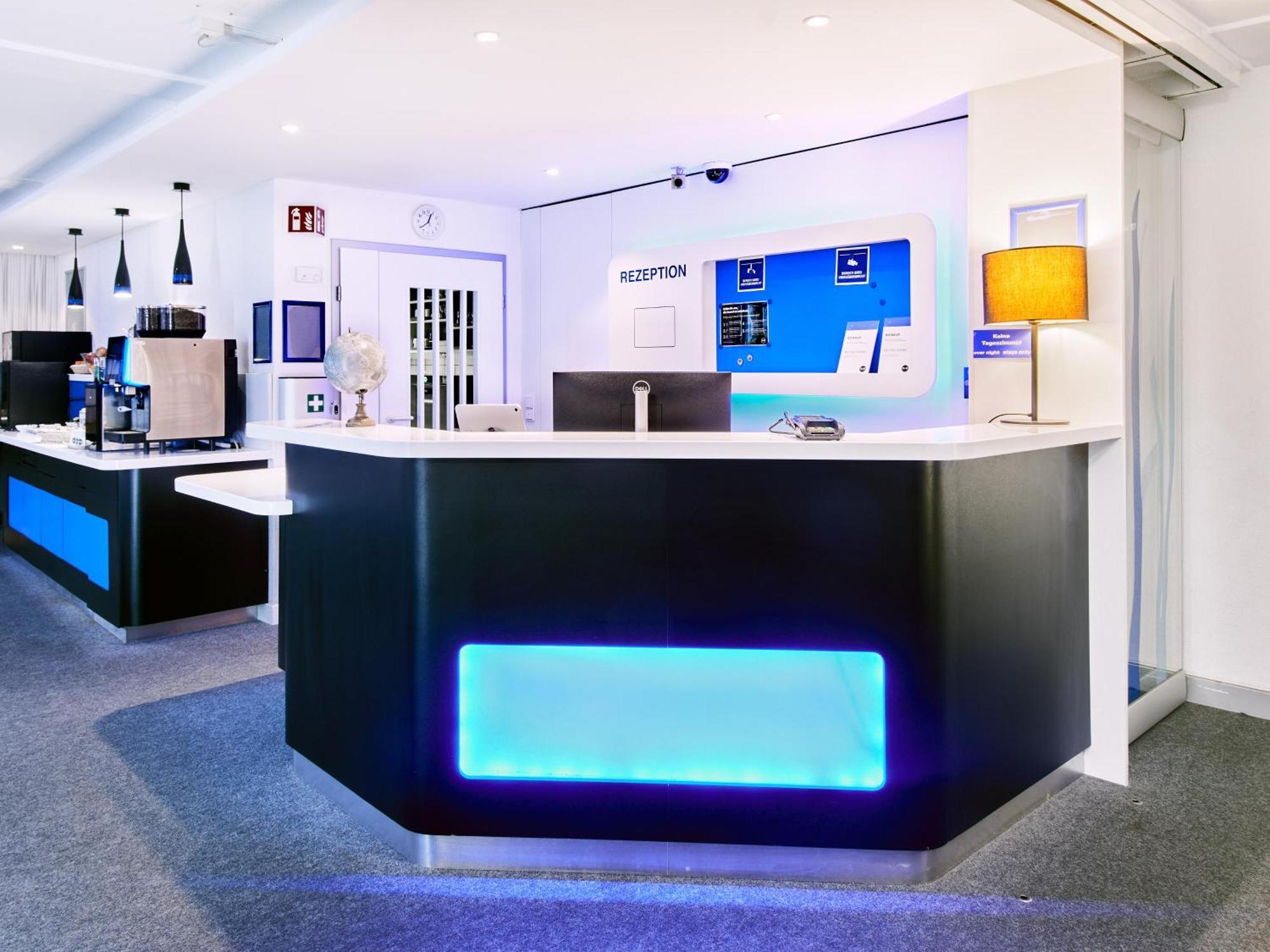ibis budget Köln Marsdorf Exteriör bild